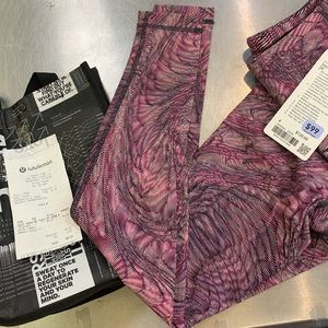 NWT Lululemon SwiftSpeed HR Tight Leggings Size 4